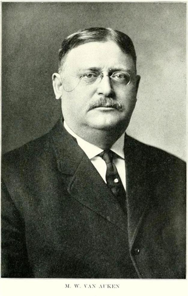 (1852 - 1931)